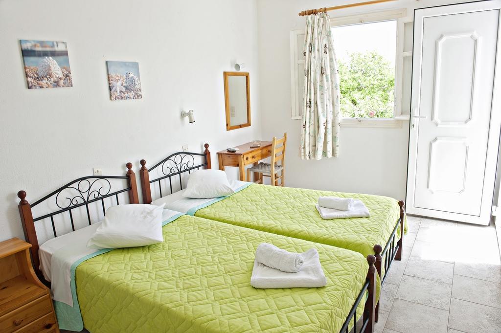 Agios Ioannis DiakoftisEvagelia广场间公寓式酒店 外观 照片